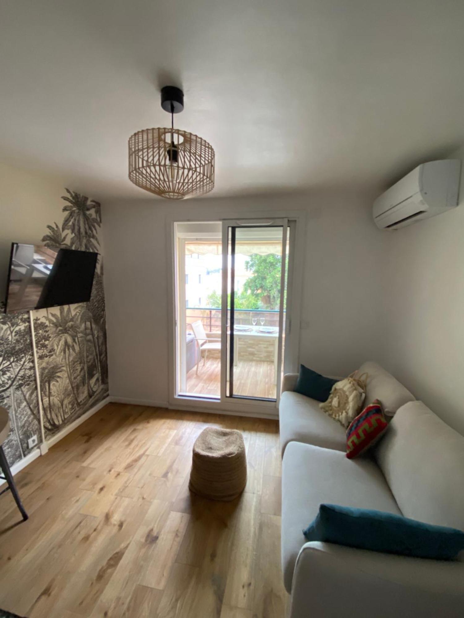Studio 150 M De Plage Golfe De Saint-Tropez Cavalaire-sur-Mer Luaran gambar